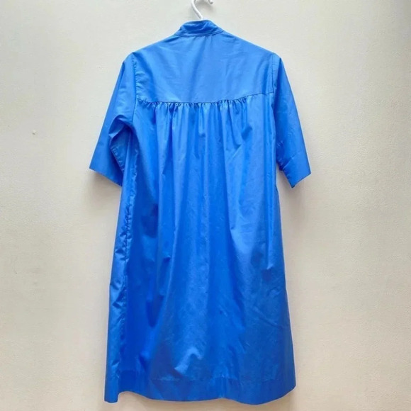 Vintage - Blue Duster with Patio Chair and Table Design - Picture 5 of 6